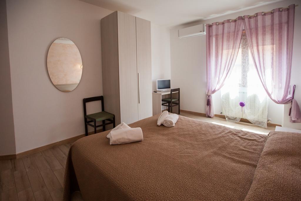 Carillon Apartment Civitavecchia Exterior photo